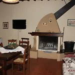 Badia Il Vingone カントリーハウス *